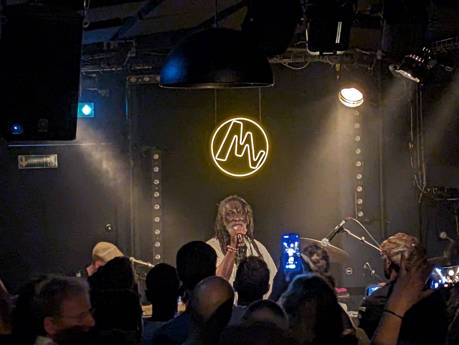 b480a4d3-41fd-47c5-9f68-27c00eae4443